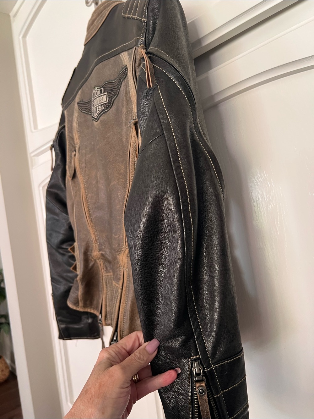 Harley-Davidson Brown and Black Women's Leather Riding Jacket - Picture 8 of 13